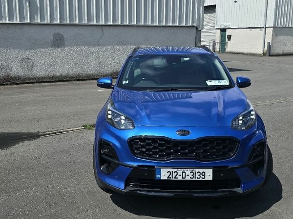 Kia Sportage SUV, Diesel Hybrid, 2021, Blue