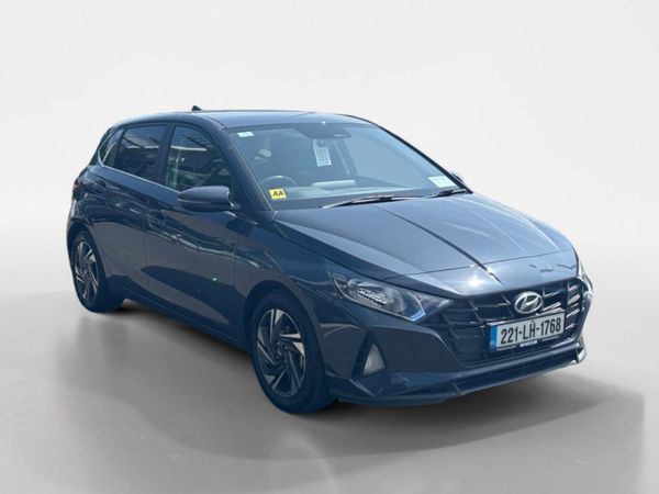 Hyundai i20 Hatchback, Petrol, 2022, Grey