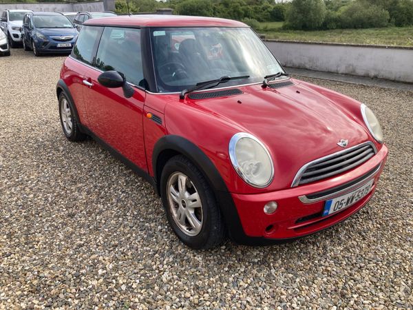 Mini One Hatchback, Petrol, 2005, Red