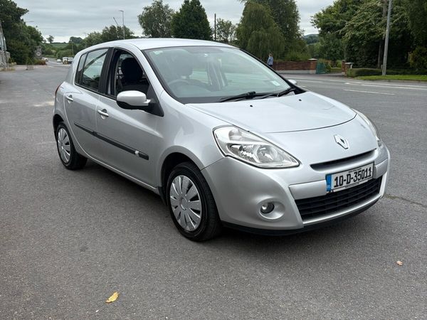 Renault Clio Hatchback, Diesel, 2010, Silver