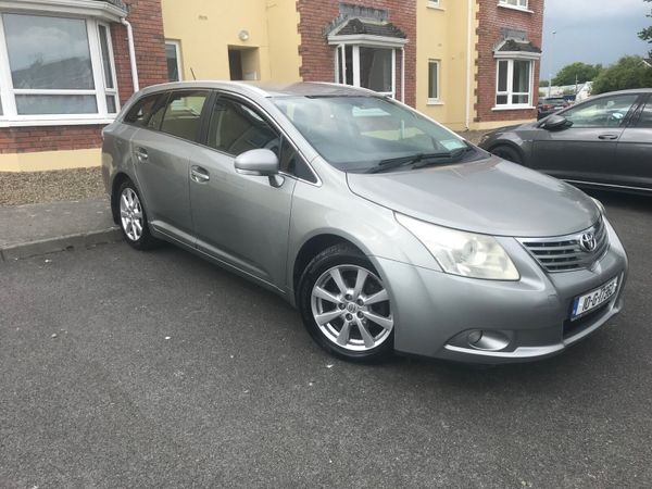 Toyota Avensis Estate, Diesel, 2010, Grey