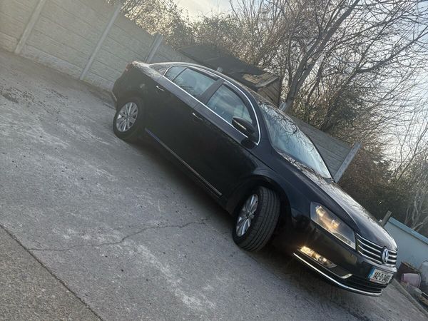 Volkswagen Passat Saloon, Diesel, 2014, Black