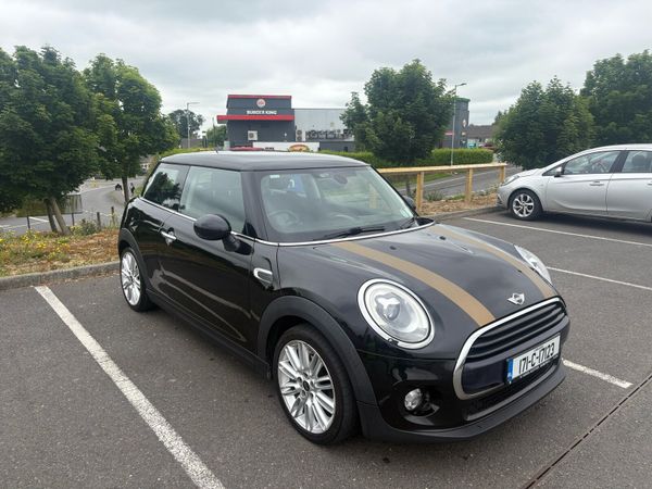 Mini Cooper Hatchback, Diesel, 2017, Black