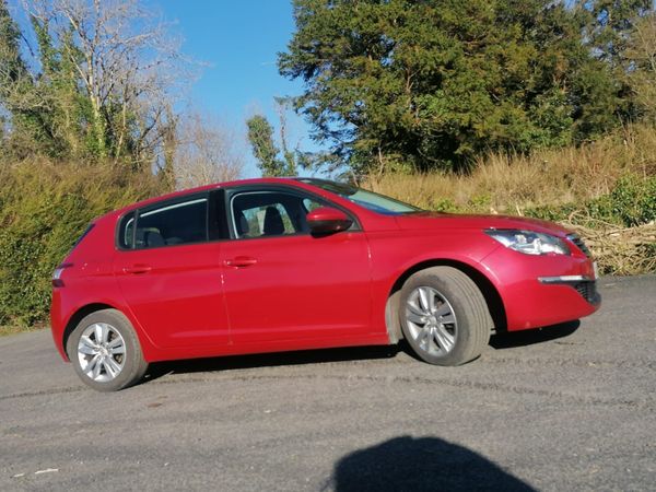 Peugeot 308 Hatchback, Diesel, 2014, Red