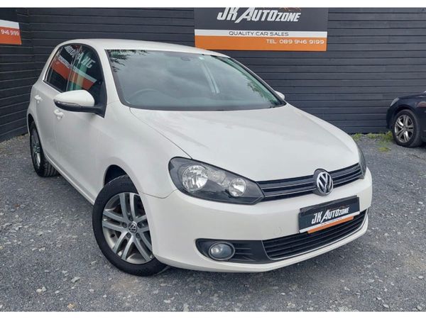 Volkswagen Golf Hatchback, Petrol, 2010, White