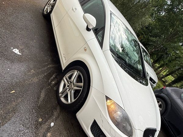 SEAT Leon Hatchback, Diesel, 2013, White