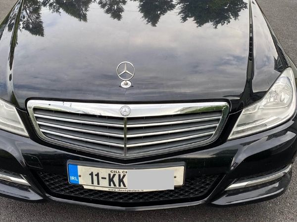 Mercedes-Benz C-Class Saloon, Diesel, 2011, Black