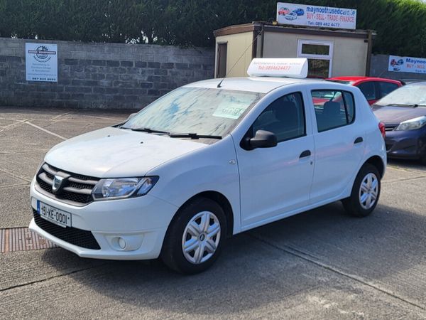 Dacia Sandero Hatchback, Petrol, 2015, White