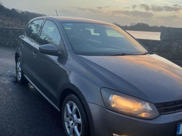 Volkswagen Polo Hatchback, Petrol, 2012, Grey