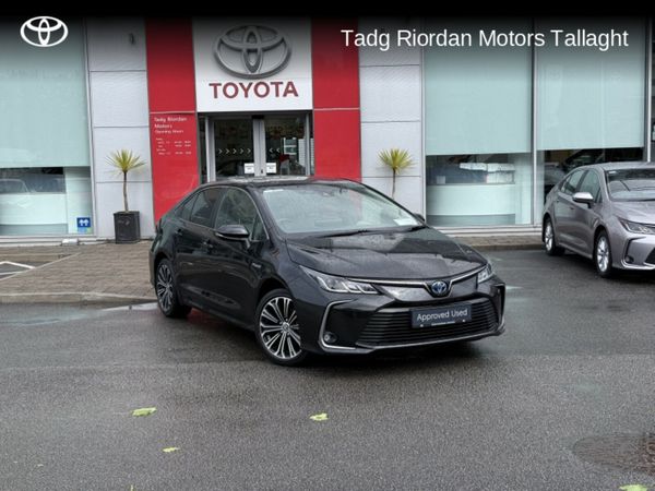 Toyota Corolla Saloon, Petrol Hybrid, 2021, Black