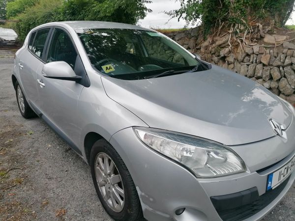 Renault Megane Hatchback, Diesel, 2011, Silver