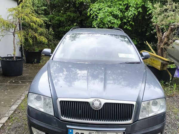 Skoda Octavia Estate/Jeep, Diesel, 2005, Grey