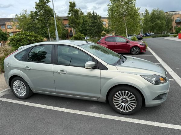 Ford Focus Hatchback, Diesel, 2010, Silver