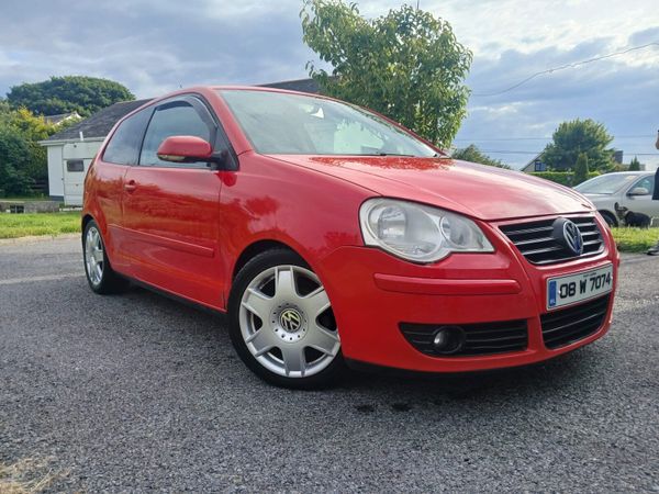 Volkswagen Polo Hatchback, Diesel, 2008, Red