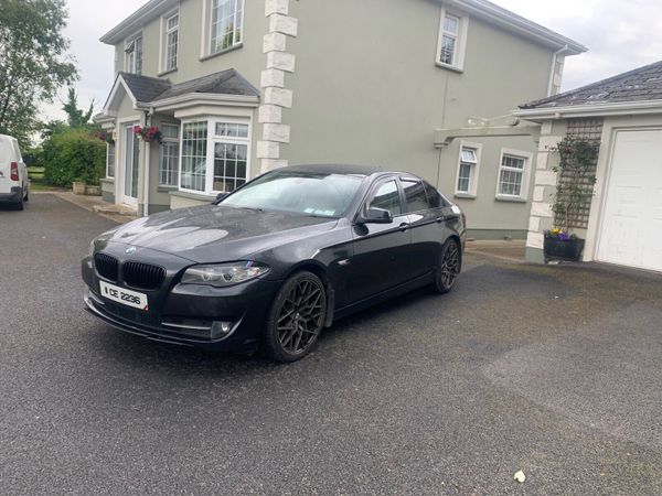 BMW 5-Series Saloon, Diesel, 2011, Grey