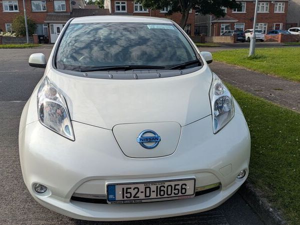Nissan Leaf Hatchback, Electric, 2015, White