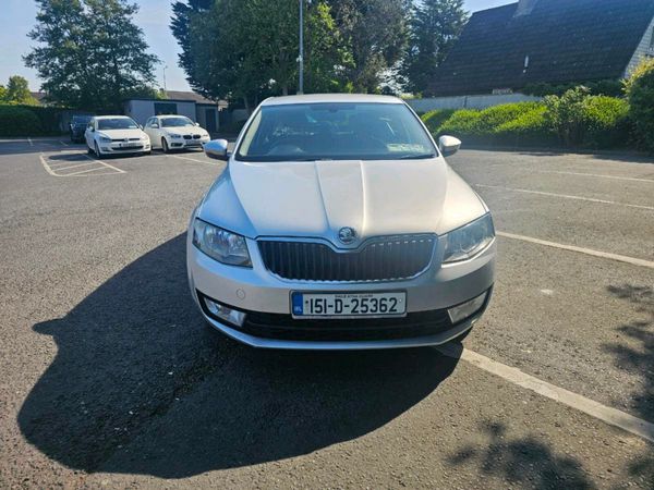 Skoda Octavia Saloon, Diesel, 2015, Silver