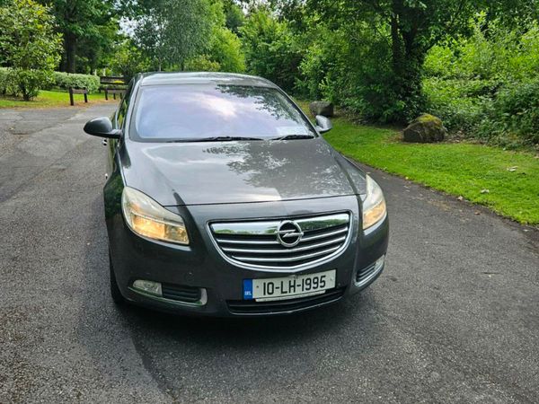 Opel Insignia Saloon, Diesel, 2010, Grey