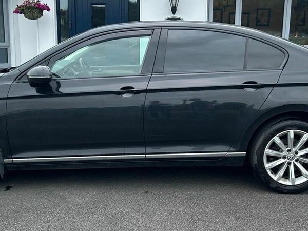 Volkswagen Passat Saloon, Diesel, 2016, Black