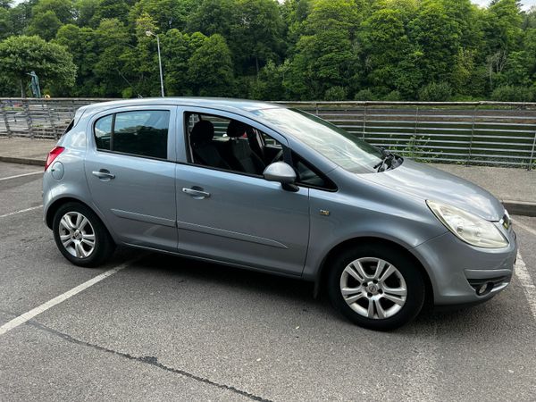 Opel Corsa Hatchback, Petrol, 2007, Silver