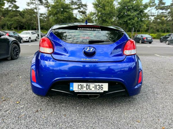 Hyundai Veloster Hatchback, Petrol, 2013, Blue