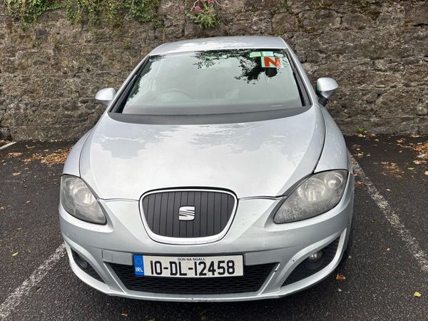 SEAT Leon Hatchback, Diesel, 2010, Silver