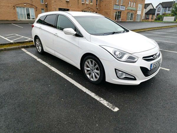 Hyundai i40 Estate, Diesel, 2012, White