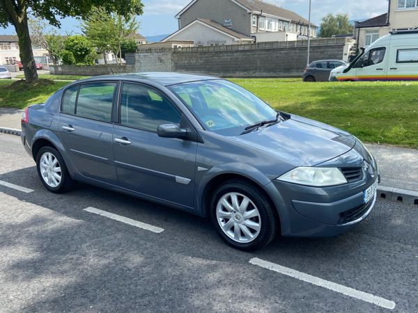 Renault Megane Saloon, Petrol, 2006, Grey