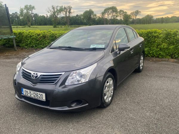 Toyota Avensis Saloon, Diesel, 2009, Grey
