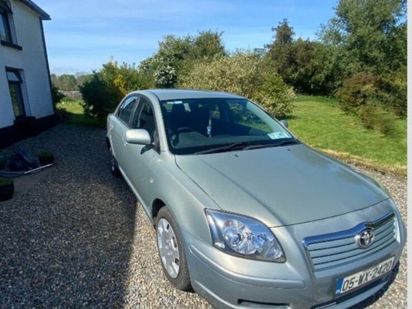 Toyota Avensis Saloon, Petrol, 2005, Green