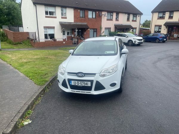 Ford Focus Hatchback, Diesel, 2012, Silver