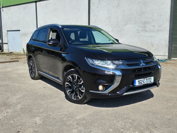 Mitsubishi Outlander SUV, Petrol Plug-in Hybrid, 2016, Black