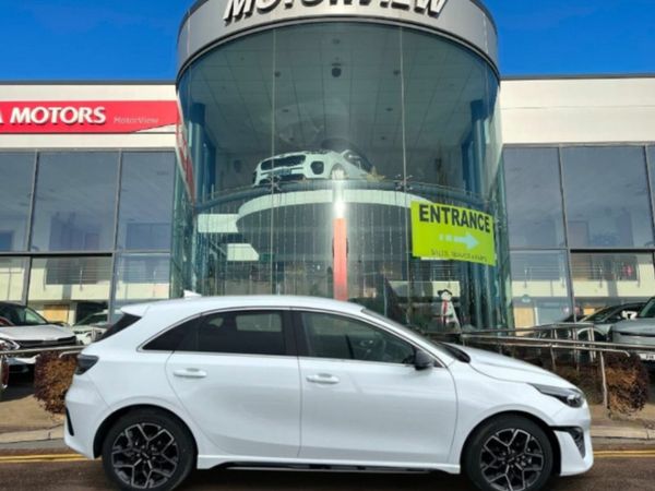 Kia Ceed Hatchback, Petrol, 2025, White