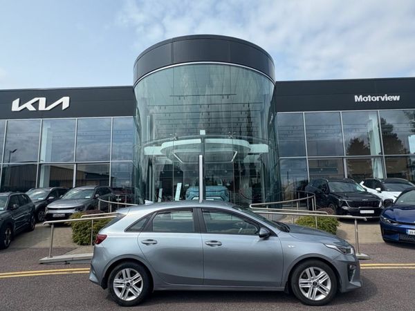 Kia Ceed Hatchback, Diesel, 2019, Grey
