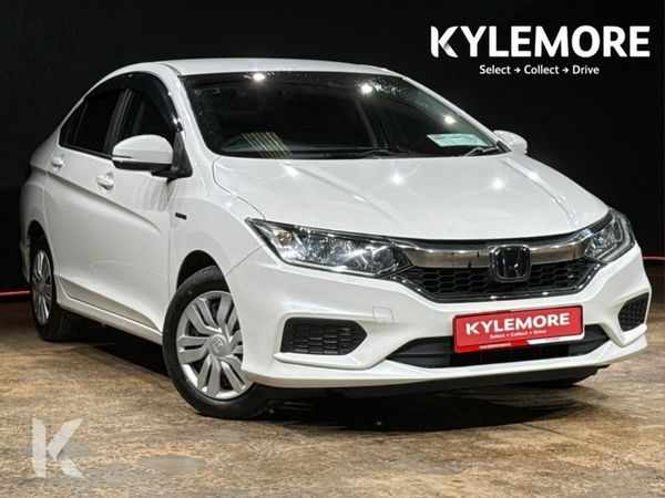 Honda Grace Saloon, Petrol Hybrid, 2019, White