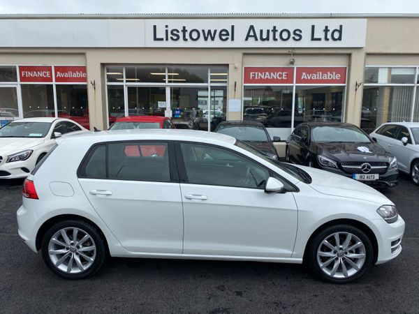 Volkswagen Golf Hatchback, Petrol, 2014, White