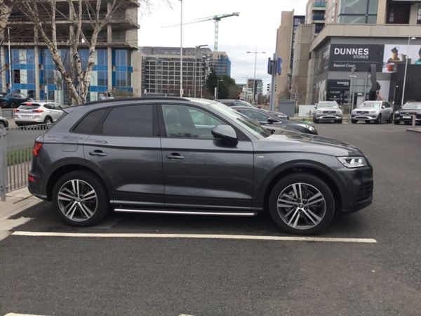 Audi Q5 SUV, Diesel, 2020, Grey