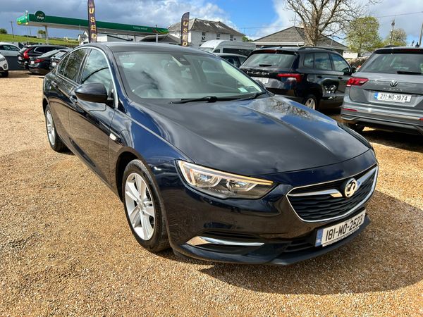 Vauxhall Insignia Hatchback, Diesel, 2018, Blue