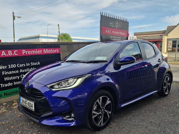 Toyota Yaris Hatchback, Petrol Hybrid, 2024, Blue
