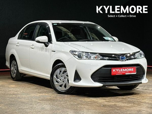 Toyota Corolla Saloon, Petrol Hybrid, 2019, White