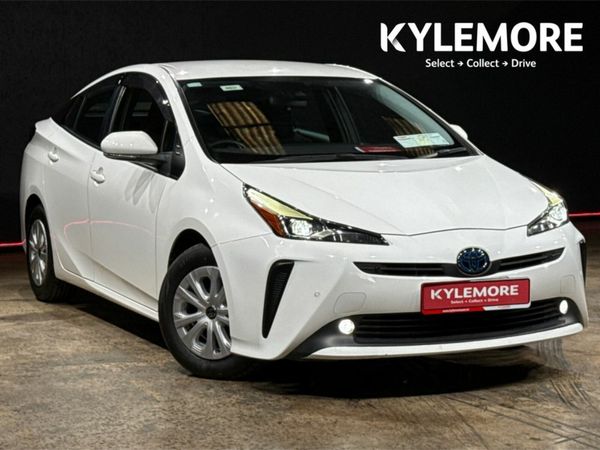 Toyota Prius Hatchback, Petrol Hybrid, 2021, White