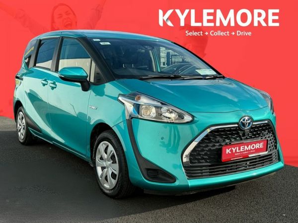 Toyota Sienta MPV, Petrol Hybrid, 2020, Green