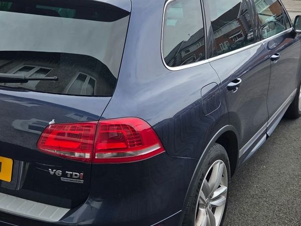 Volkswagen Touareg SUV, Diesel, 2014, Blue