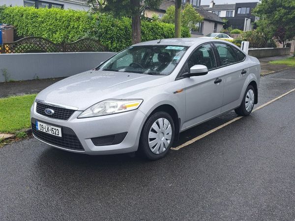 Ford Mondeo Saloon, Petrol, 2009, Silver