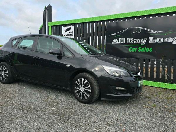Opel Astra Hatchback, Diesel, 2015, Black