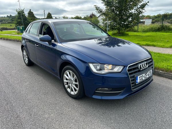 Audi A3 Hatchback, Diesel, 2013, Blue
