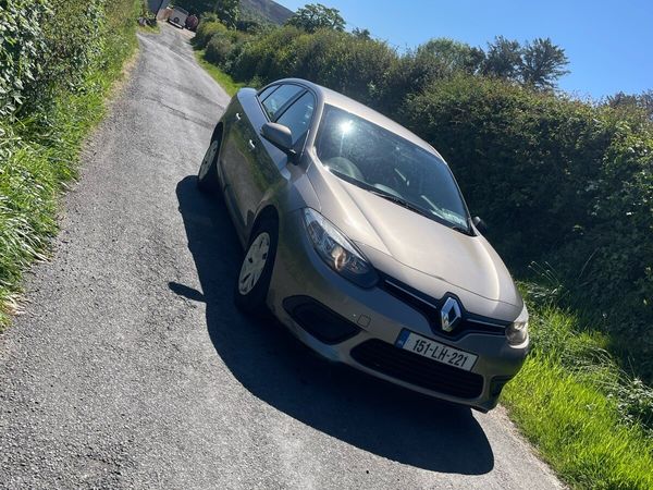 Renault Fluence Saloon, Diesel, 2015, Gold