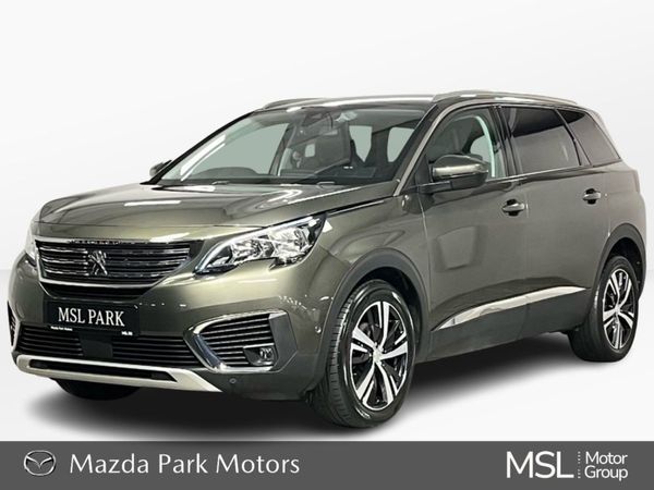 Peugeot 5008 MPV, Petrol, 2020, Grey