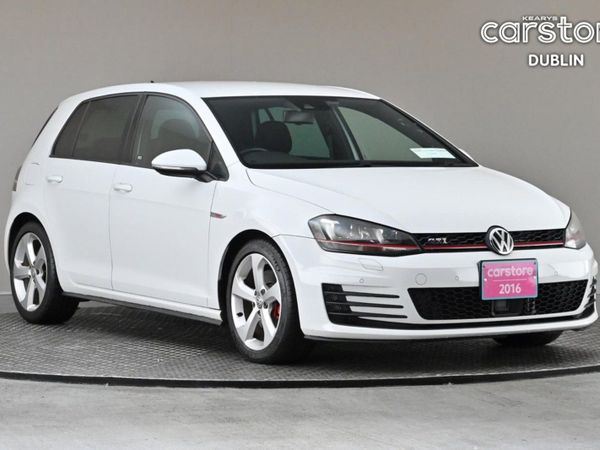 Volkswagen Golf Hatchback, Petrol, 2016, White