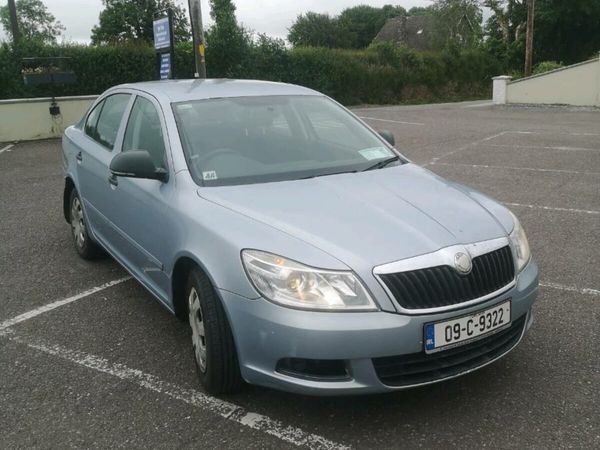 Skoda Octavia Hatchback, Diesel, 2009, Blue